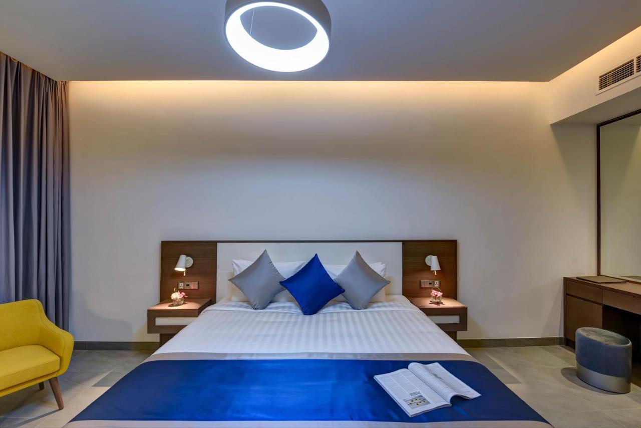 דובאי Abar Hotel Apartments Dip-1 מראה חיצוני תמונה