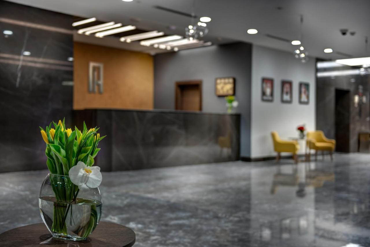 דובאי Abar Hotel Apartments Dip-1 מראה חיצוני תמונה