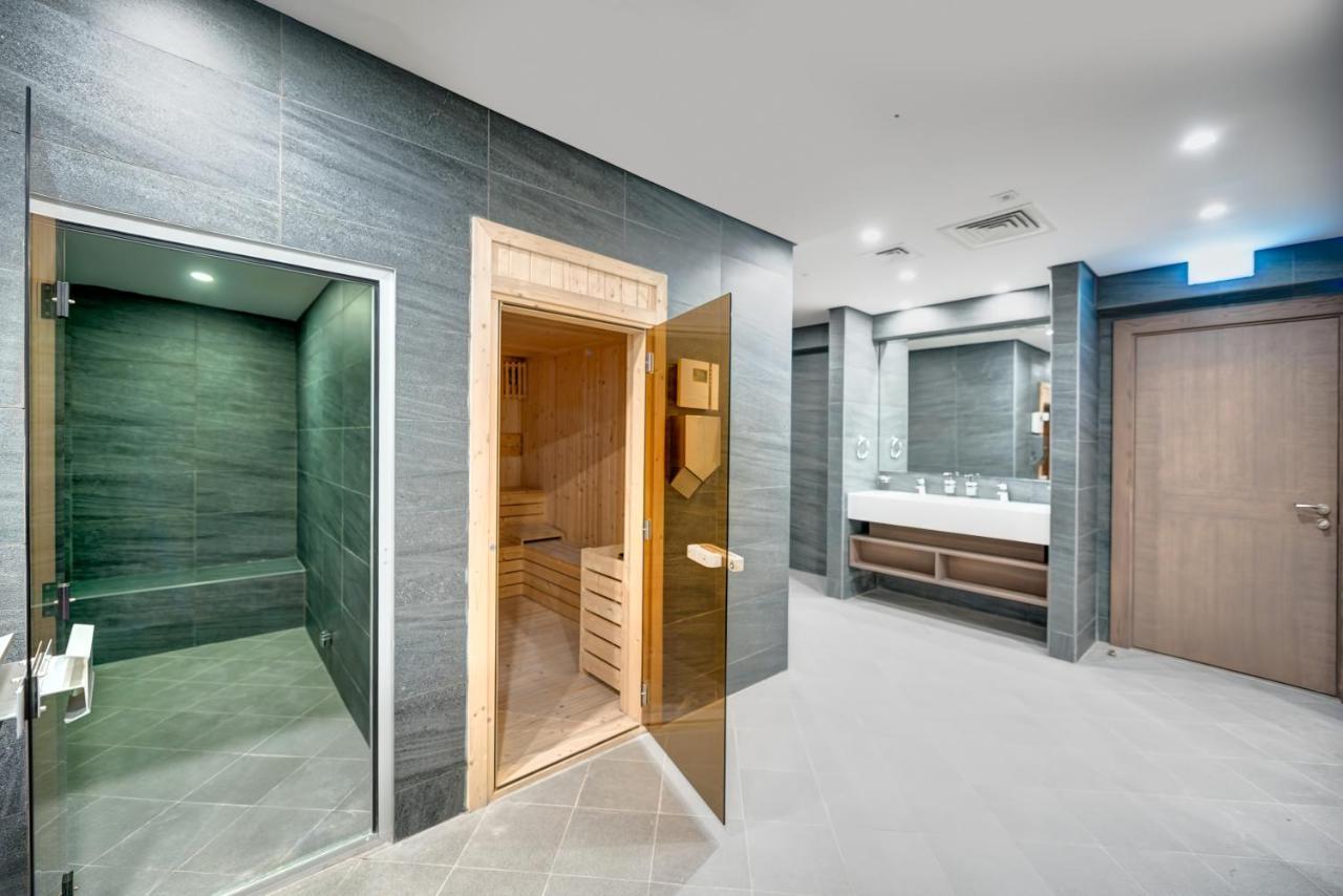 דובאי Abar Hotel Apartments Dip-1 מראה חיצוני תמונה